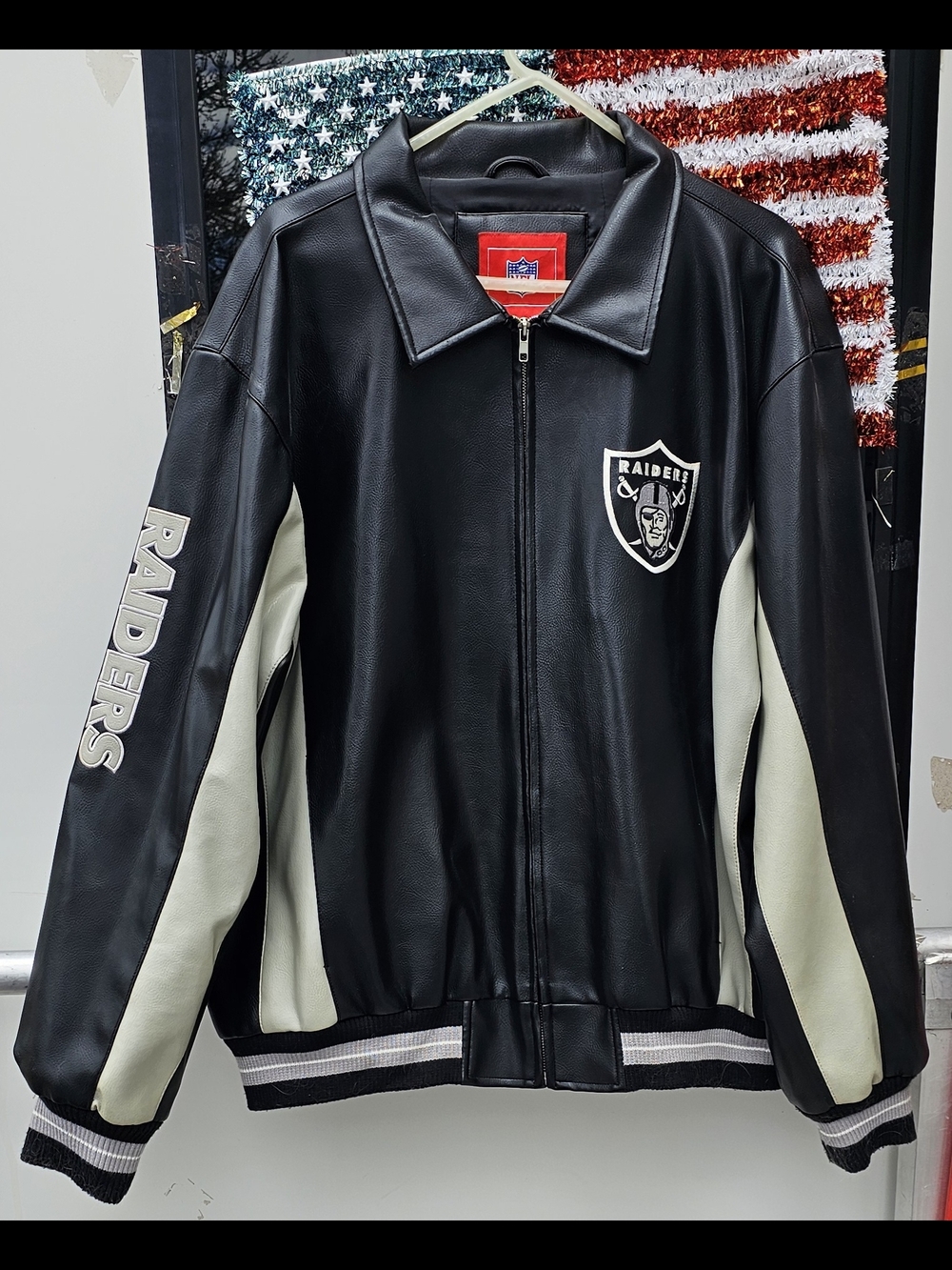 Oakland Raiders Mens XL Black Faux Leather Jacket with Contrast Panels NFL Brand